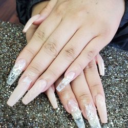 Rustic Roots Hair Co - A full set of acrylic with gel polish and design!