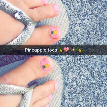 Creative Nails - Adorable pineapple design! - Nail Salons Near Me - Honolulu, Hawaii