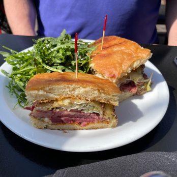 Murphy's Irish Pub & Restaurant - Brisket Sandwich - Venues & Event Spaces Near Me - Sonoma, California Murphy's Irish Pub & Restaurant - Brisket Sandwich - Venues & Event Spaces Near Me - Sonoma, California