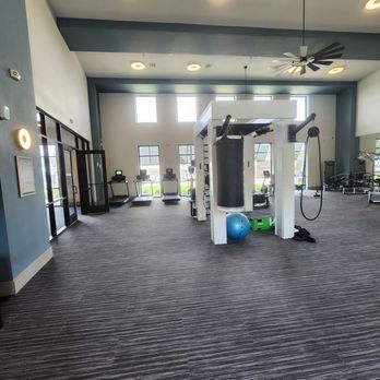 Bellrock Market Station - gym - Apartments Near Me - Katy, Texas