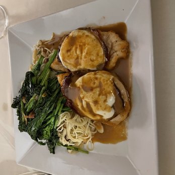 Desmonds Restaurant & Lounge - Chicken Sorrentino - Italian Near Me - Wading River, New York Desmonds Restaurant & Lounge - Chicken Sorrentino - Italian Near Me - Wading River, New York