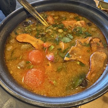 Manaao - Thai Near Me - Tustin, California