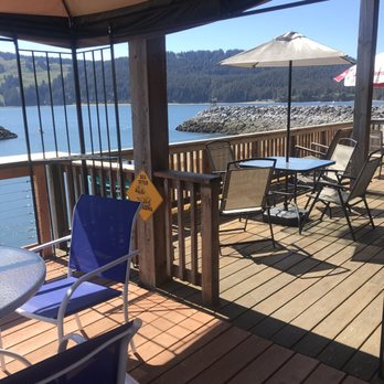 Seldovia Harbor Inn - The deck - Hotels Near Me - Seldovia, Alaska