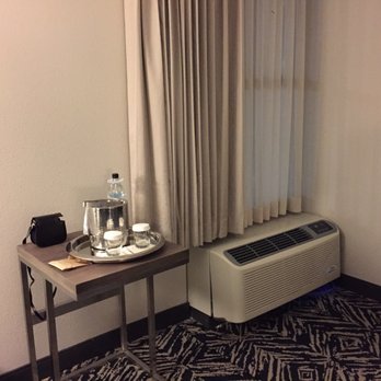 DoubleTree by Hilton Harrisonburg - Hotels Near Me - Harrisonburg, Virginia