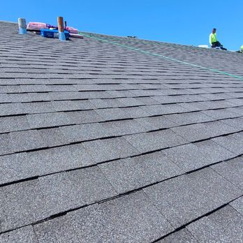 Professional Roofing Service - Laying the final squares down! - Roofing Near Me Professional Roofing Service - Laying the final squares down! - Roofing Near Me