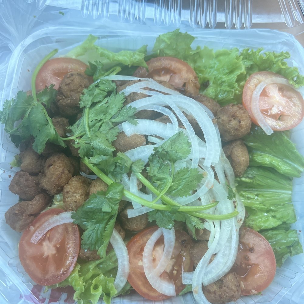 Veggie Today - Shaking beef and brown rice. I also ordered the foo young appetizers with extra sauce. - Vegetarian Near Me - Concord, California Veggie Today - Shaking beef and brown rice. I also ordered the foo young appetizers with extra sauce. - Vegetarian Near Me - Concord, California