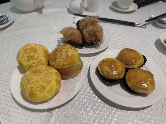 Wah Lok Cantonese Restaurant by null