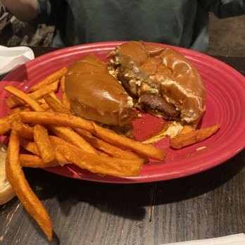 Jubilee Restaurant - Nashville Chicken Sandwich - Breakfast & Brunch Near Me - Pocono Pines, Pennsylvania