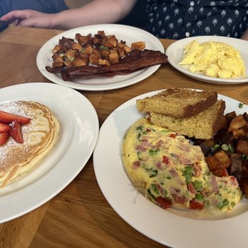 The Peach Cafe - New American Near Me - Monrovia, California The Peach Cafe - New American Near Me - Monrovia, California