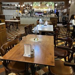 Cafe Landwer - Yonge & Bloor - Interior
