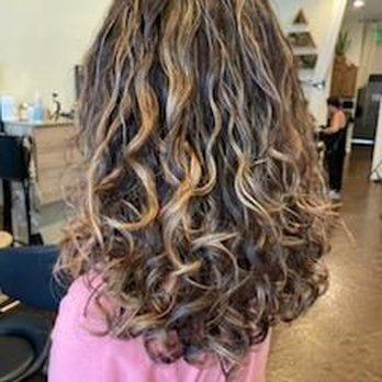Spruce & Cedar Salon - Hair Salons Near Me - Culver City, California