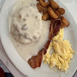 Kids breakfast, I'm not a big breakfast eater and everything sounded delicious. The kids breakfast featured a small taste of everything