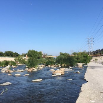 LA River Bike Path - Parks Near Me
