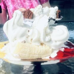 Mom's Ice Cream - Med banana split