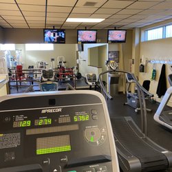 Courts Plus Fitness Center - Upstairs cardio machines
