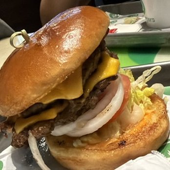 Wahlburgers - The our burger smash style - American Near Me - Cabazon, California Wahlburgers - The our burger smash style - American Near Me - Cabazon, California