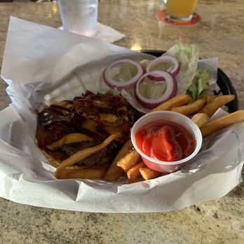 The Old Bag of Nails Pub - Gaylord Burger - Wine Bars Near Me - Centerville, Ohio The Old Bag of Nails Pub - Gaylord Burger - Wine Bars Near Me - Centerville, Ohio