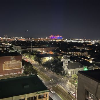 The Pontchartrain Hotel - View from Hot Tin rooftop bar. - Hotels Near Me - New Orleans, Louisiana The Pontchartrain Hotel - View from Hot Tin rooftop bar. - Hotels Near Me - New Orleans, Louisiana