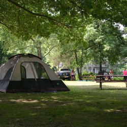 Eagles Nest Camp & Canoe - Camping on the Elk River
