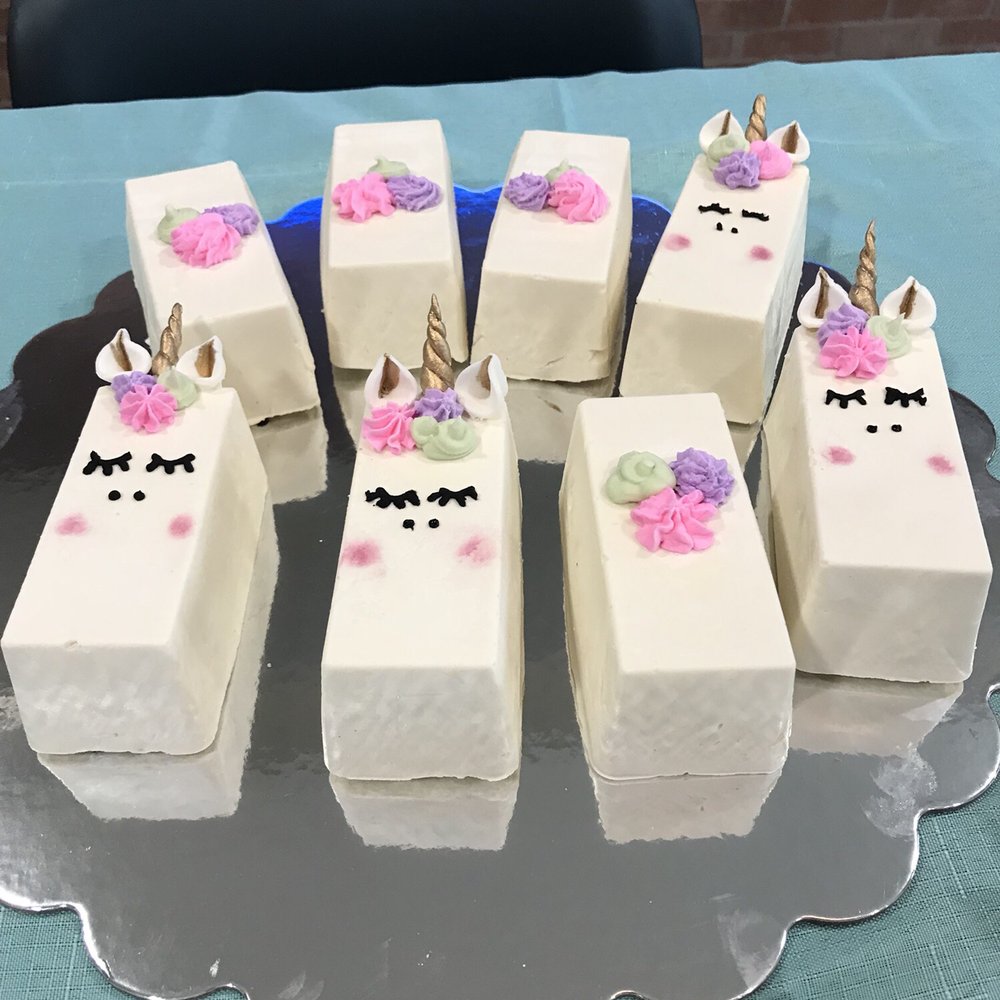 Cakes by Gina - Bakeries Near Me - Houston, Texas