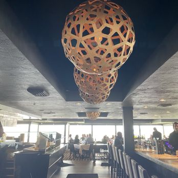 Chart House - Entrance bar area - Seafood Near Me - Melbourne, Florida