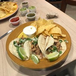 Dos Coyotes Border Cafe - Tacossss