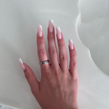Young Nails - Nail Salons Near Me - Cranford, New Jersey