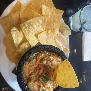 Sueno - HH Queso Fundido - Cocktail Bars Near Me - Philadelphia, Pennsylvania