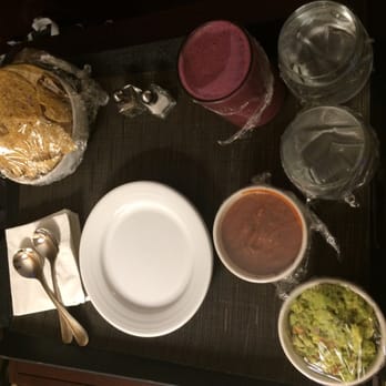Hyatt Regency Chicago - room service - Hotels Near Me - Chicago, Illinois Hyatt Regency Chicago - room service - Hotels Near Me - Chicago, Illinois