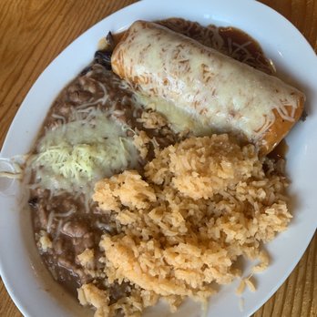 Villa Corona Nut Tree - Rojo enchiladas - Mexican Near Me - Vacaville, California