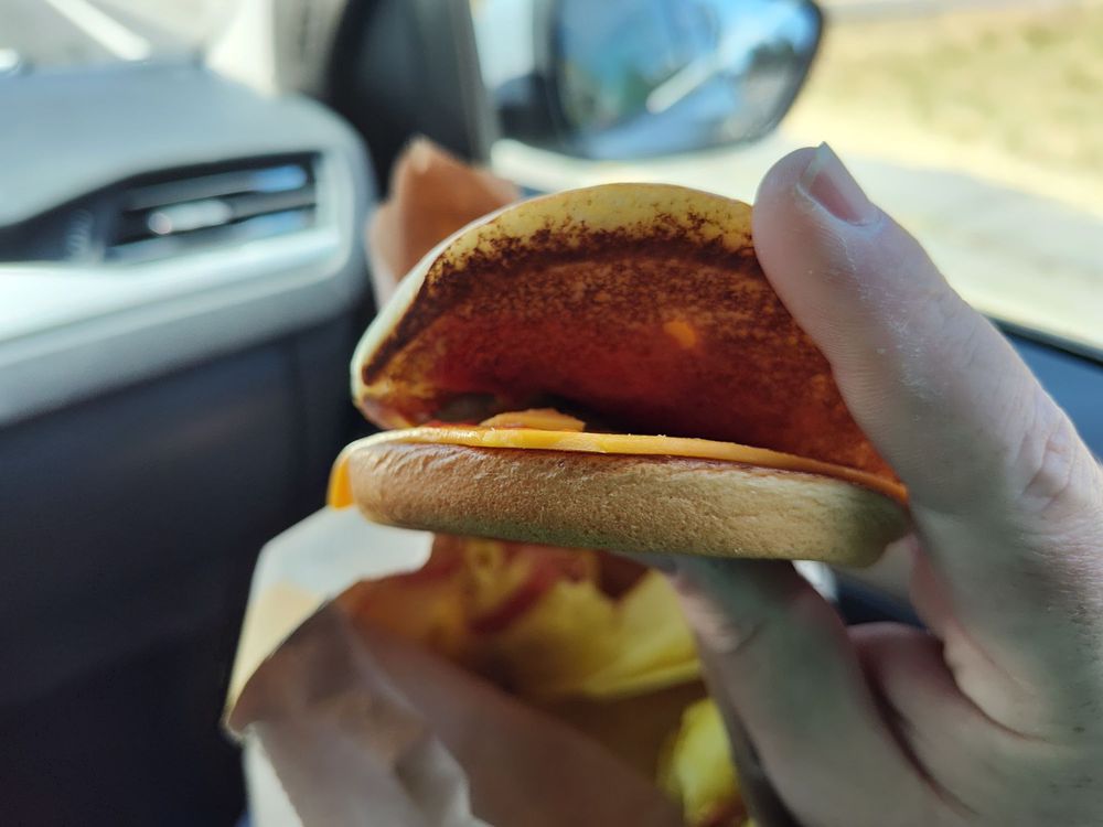 MCDONALD’S Updated September 2024 19 Photos & 83 Reviews 16200 SW