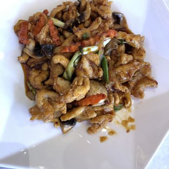 Khoom Lanna - Cashew nut chicken at  Khoom Lanna, Santa Rosa - Thai Near Me - Santa Rosa, California