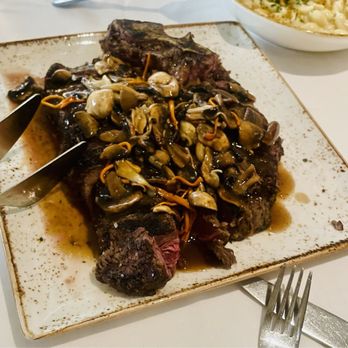 Spaghettini - Their steak was delicious - Italian Near Me - Seal Beach, California Spaghettini - Their steak was delicious - Italian Near Me - Seal Beach, California