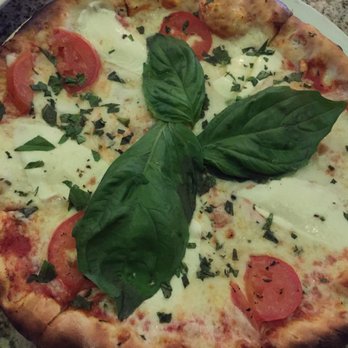 bellagreen - American Near Me - Houston, Texas