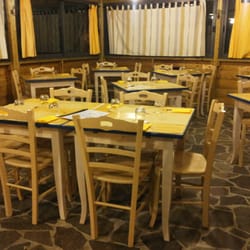 La Strettoia - La veranda di legno.