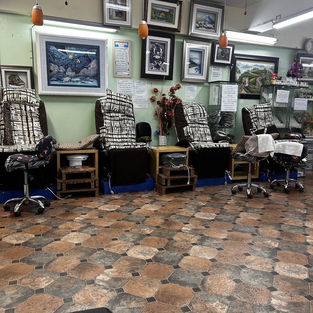 Paradise Nails & Spa - Nail Salons Near Me - Los Angeles, California