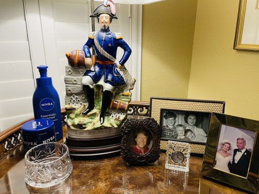 Cottonwood Market Antique Mall by null