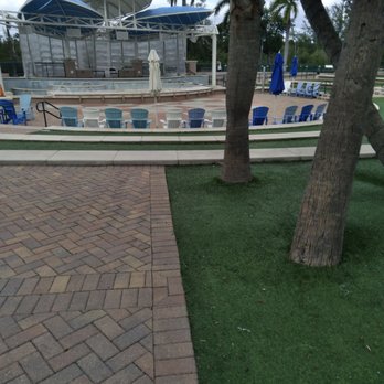 Harbourside Place - Musical stage outdoor area - Shopping Centers Near Me - Jupiter, Florida
