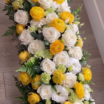 camillaflowershop - Funeral arrangement - Floral Designers Near Me