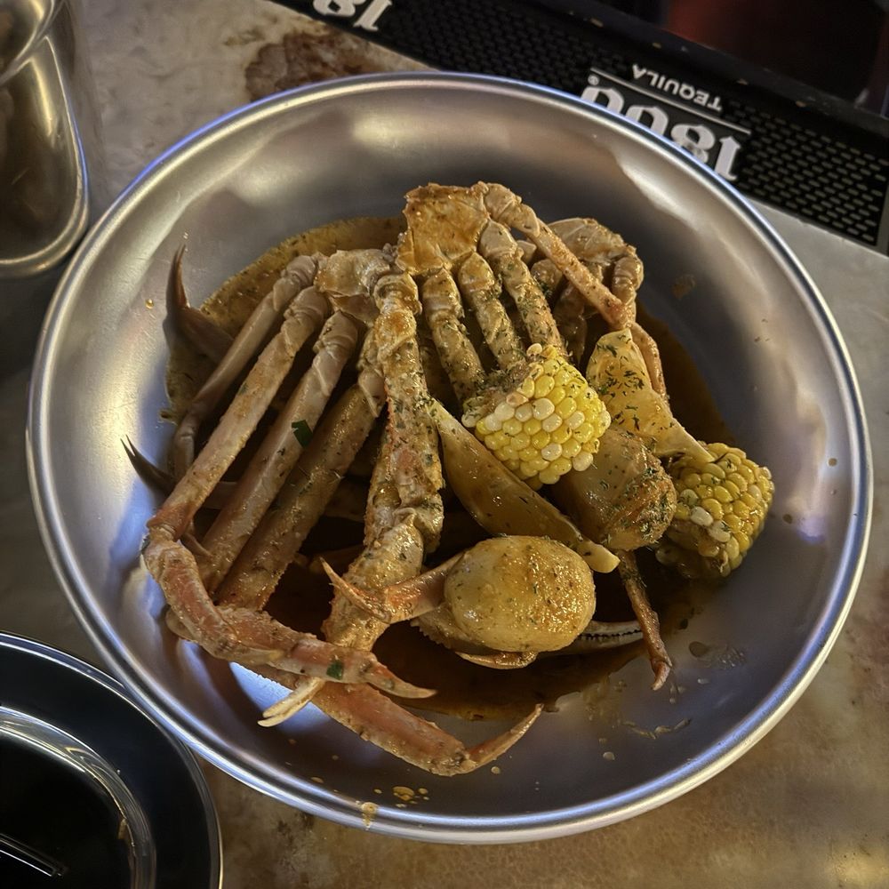 Boiling Boys - 1lb snow crab legs in Cajun sauce - Cajun/Creole Near Me - Palisades Park, New Jersey Boiling Boys - 1lb snow crab legs in Cajun sauce - Cajun/Creole Near Me - Palisades Park, New Jersey