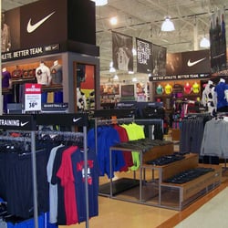 DICK'S Sporting Goods