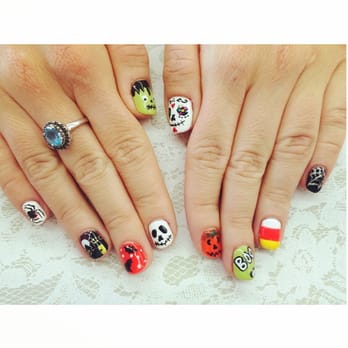 Nails Expo - Halloween nails by Brenda - Nail Salons Near Me - Port Hueneme, California