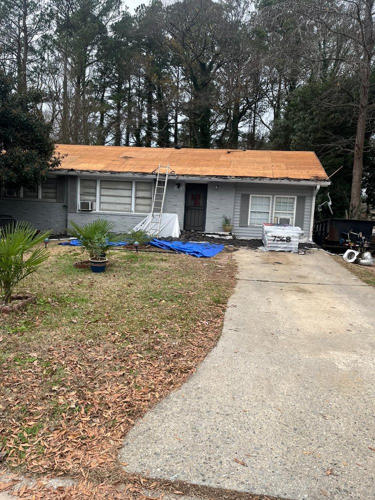 Slide of Ponce's Exterior