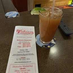 Nice Mai Tai here. I'm so happy this place is open again.