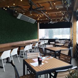 Jim 'N Nick's Bar-B-Q - Large Outdoor dining area