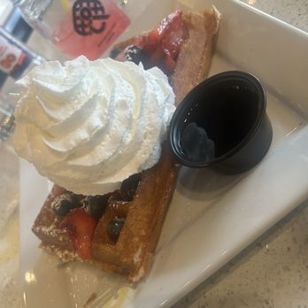 & Waffles - Breakfast & Brunch Near Me - Woodland Hills, California & Waffles - Breakfast & Brunch Near Me - Woodland Hills, California
