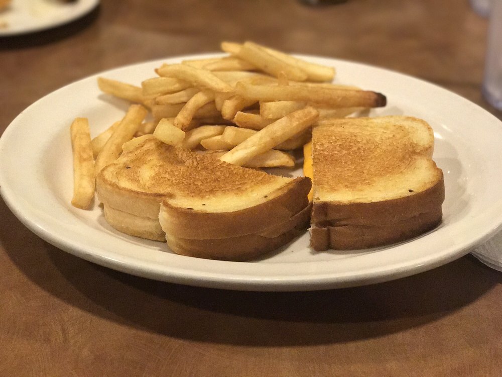 EAT’N PARK Updated September 2024 18 Reviews 226 Three Springs Dr, Weirton, West Virginia