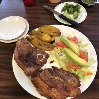 El Rey De La Papa - Fried pork chops, salad and maduros (sweet plantains) - Latin American Near Me - Winter Garden, Florida El Rey De La Papa - Fried pork chops, salad and maduros (sweet plantains) - Latin American Near Me - Winter Garden, Florida