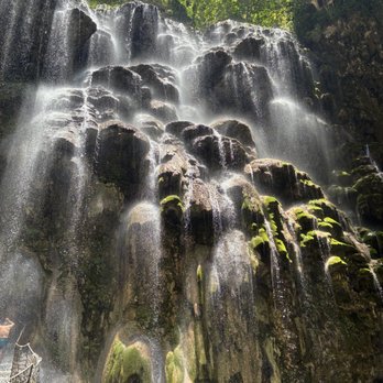 Grutas Tolantongo - Amusement Parks Near Me - Santuario, HID