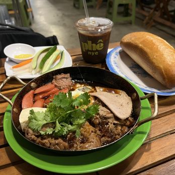 Phe - Banh mi chao - Vietnamese Near Me - New York, New York